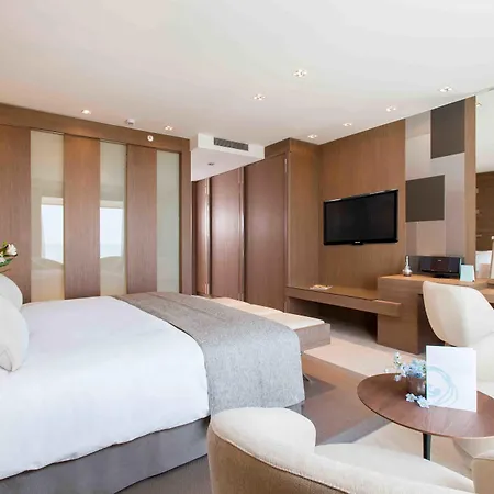 The Oasis By Don Carlos (adults Only) 마르베야