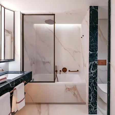 호텔 The Oasis By Don Carlos (adults Only) 5*