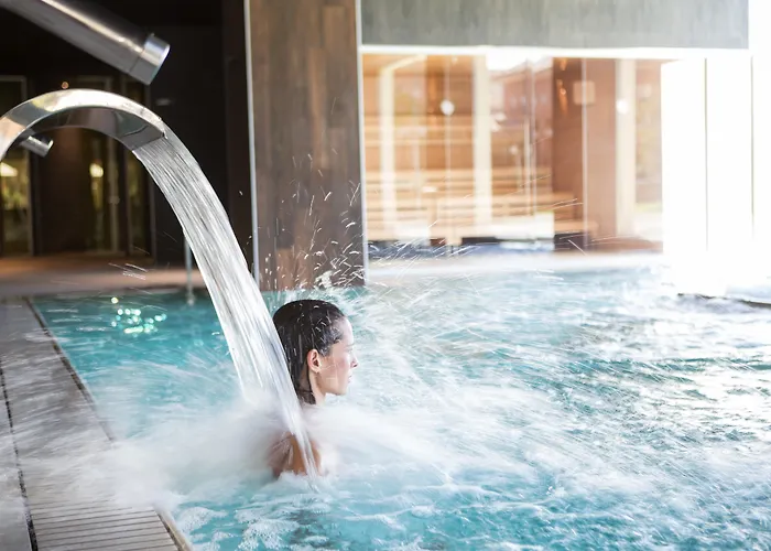 מלון The Oasis By Don Carlos (adults Only) 5*