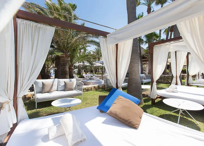 The Oasis By Don Carlos (adults Only) מלון