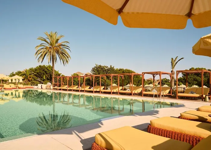 The Oasis By Don Carlos (adults Only) מארבלה