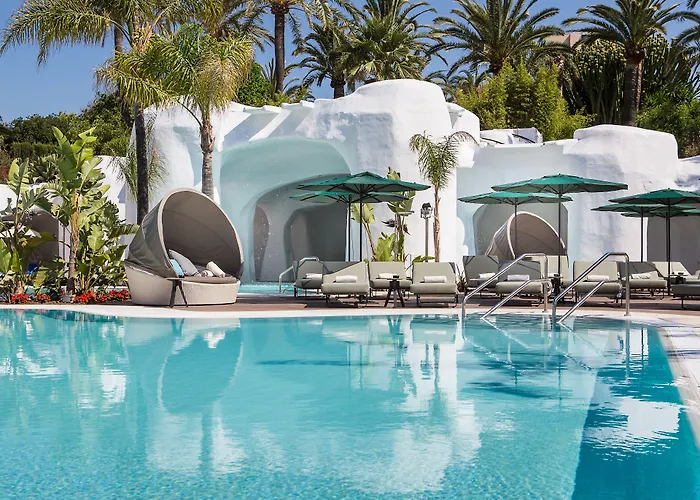 Hotel The Oasis By Don Carlos (adults Only) Marbella