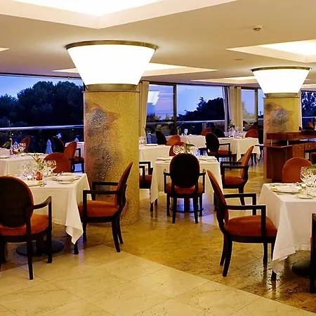 The Oasis By Don Carlos (adults Only) מארבלה