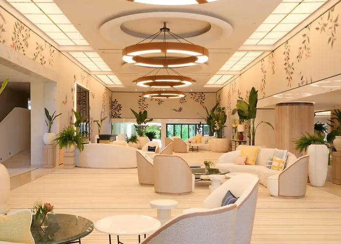 Hotel The Oasis By Don Carlos (adults Only) Marbella